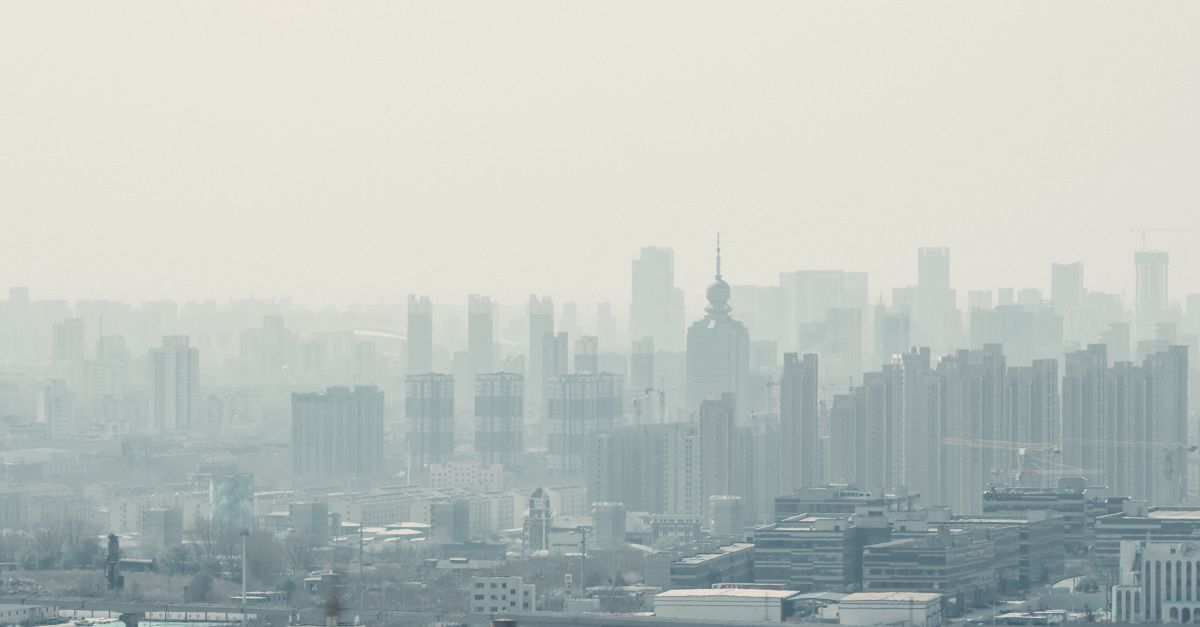 Las 10 industrias más contaminantes y la degradación del suelo en la historia reciente Las 10 industrias más contaminantes y la degradación del suelo en la historia reciente
