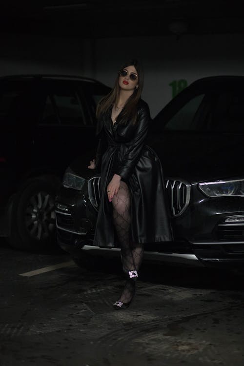 Základová fotografie zdarma na téma auto, BMW, černá bunda