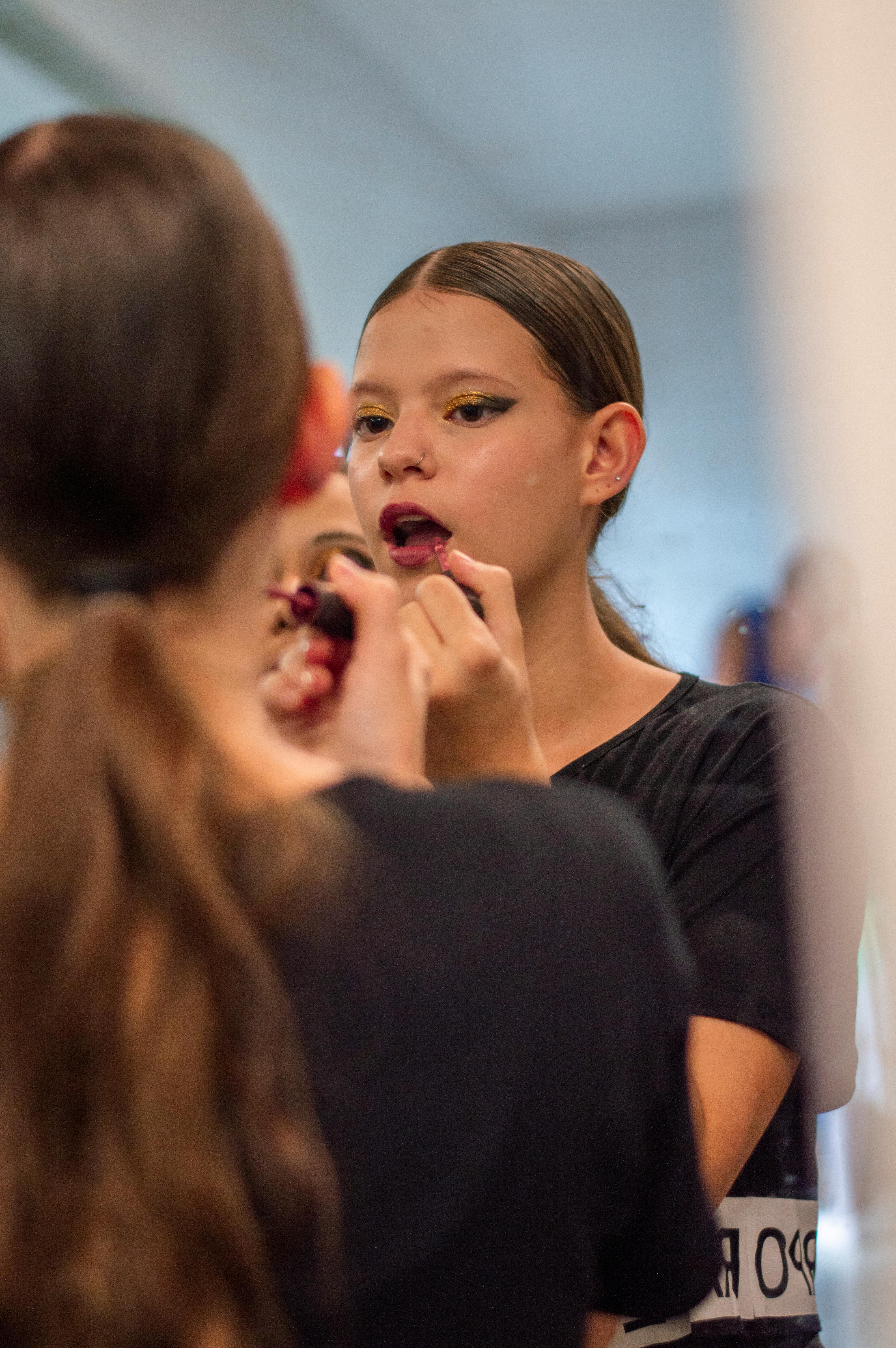 Ücretsiz #kapalı, ayna, ayna yansıması içeren Ücretsiz stok fotoğraf Stok Fotoğraflar