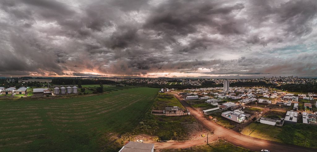 Vagas de tecnologia em Campo Grande: áreas, salários e