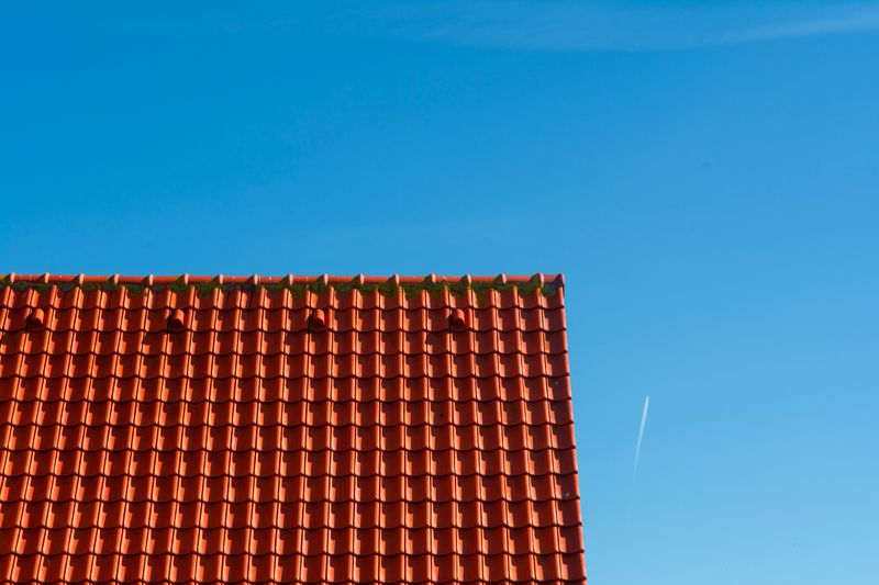 Finished roof with red tiles