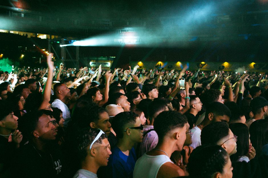 Como garantir meia-entrada para Ed Sheeran em SP sem matrícula ativa — ANEP