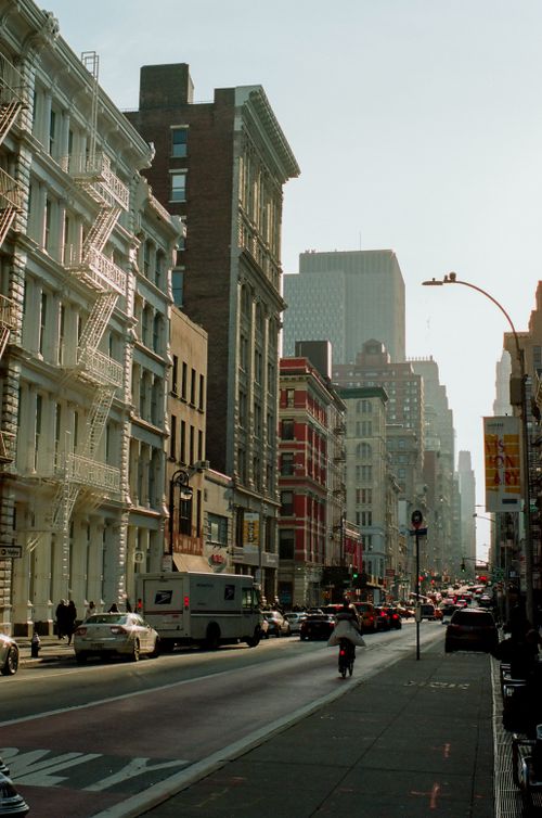 Free Iconic New York City street view capturing urban life and architecture. Stock Photo