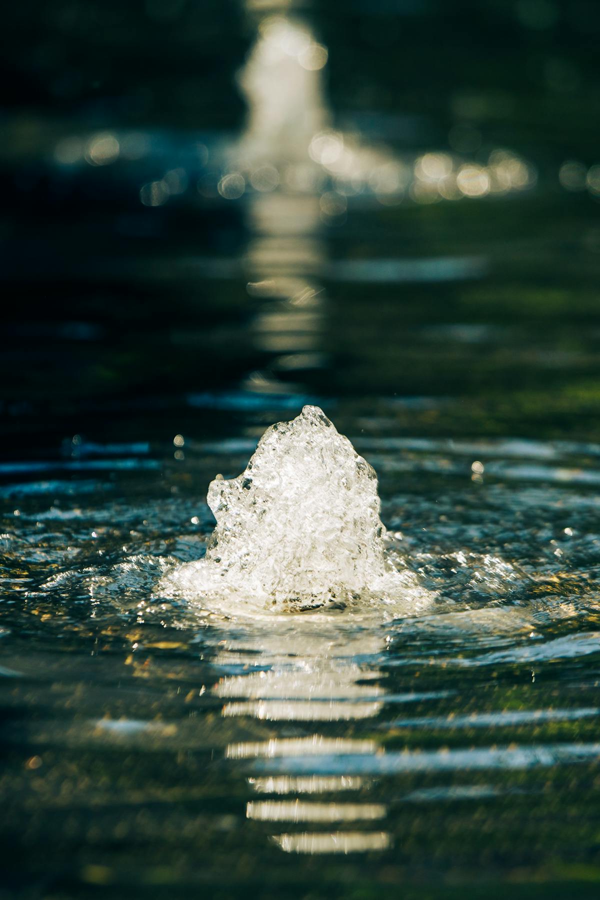 Bubbling Fountain Water Photos Download The BEST Free Bubbling