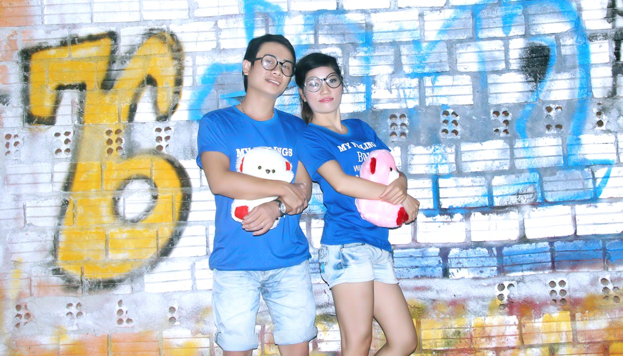 Silueta de una pareja bailando tango