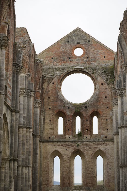 Gratis arkivbilde med fortiden, gammel ruin, gotisk arkitektur