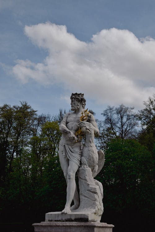 Kostenloses Stock Foto zu blauer himmel, marmor, monument