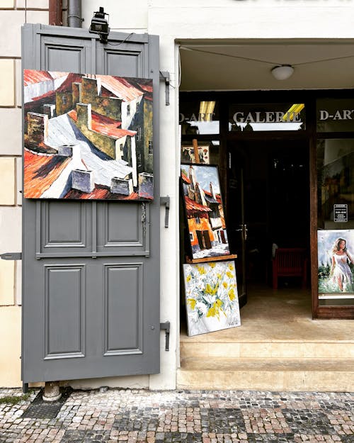 Fotobanka s bezplatnými fotkami na tému dvere, exteriér budovy, galéria umenia
