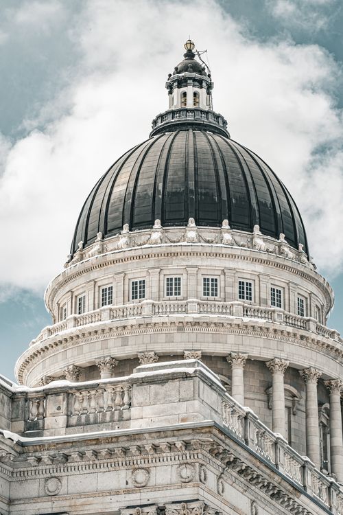Free Captivating view of the Utah State Capitol's iconic dome in Salt Lake City under clear skies. Stock Photo