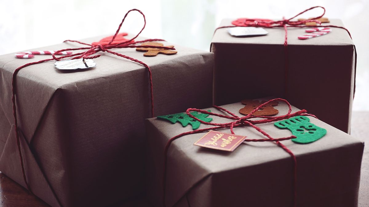 Free Shipping With No Minimum: How to Check Holiday Codes and Excluded Items