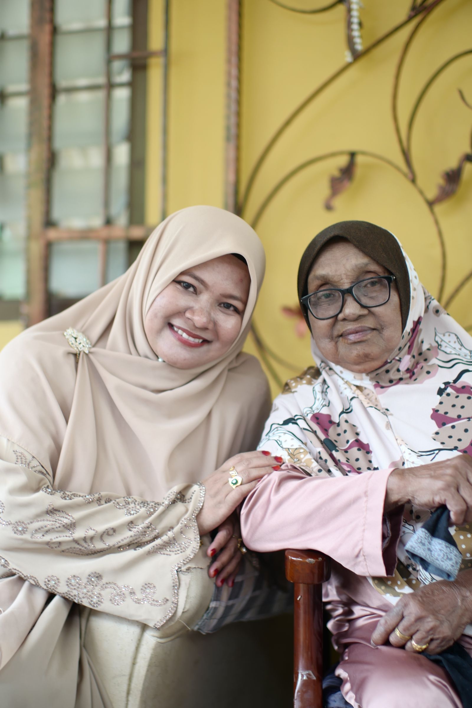 Mak Cuma Nak Tengok Laut Sekali