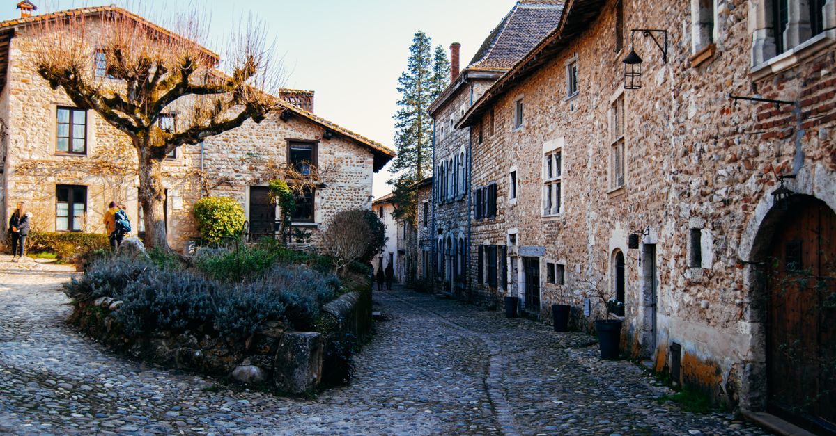 Comment Explorer les Plus Beaux Villages de France