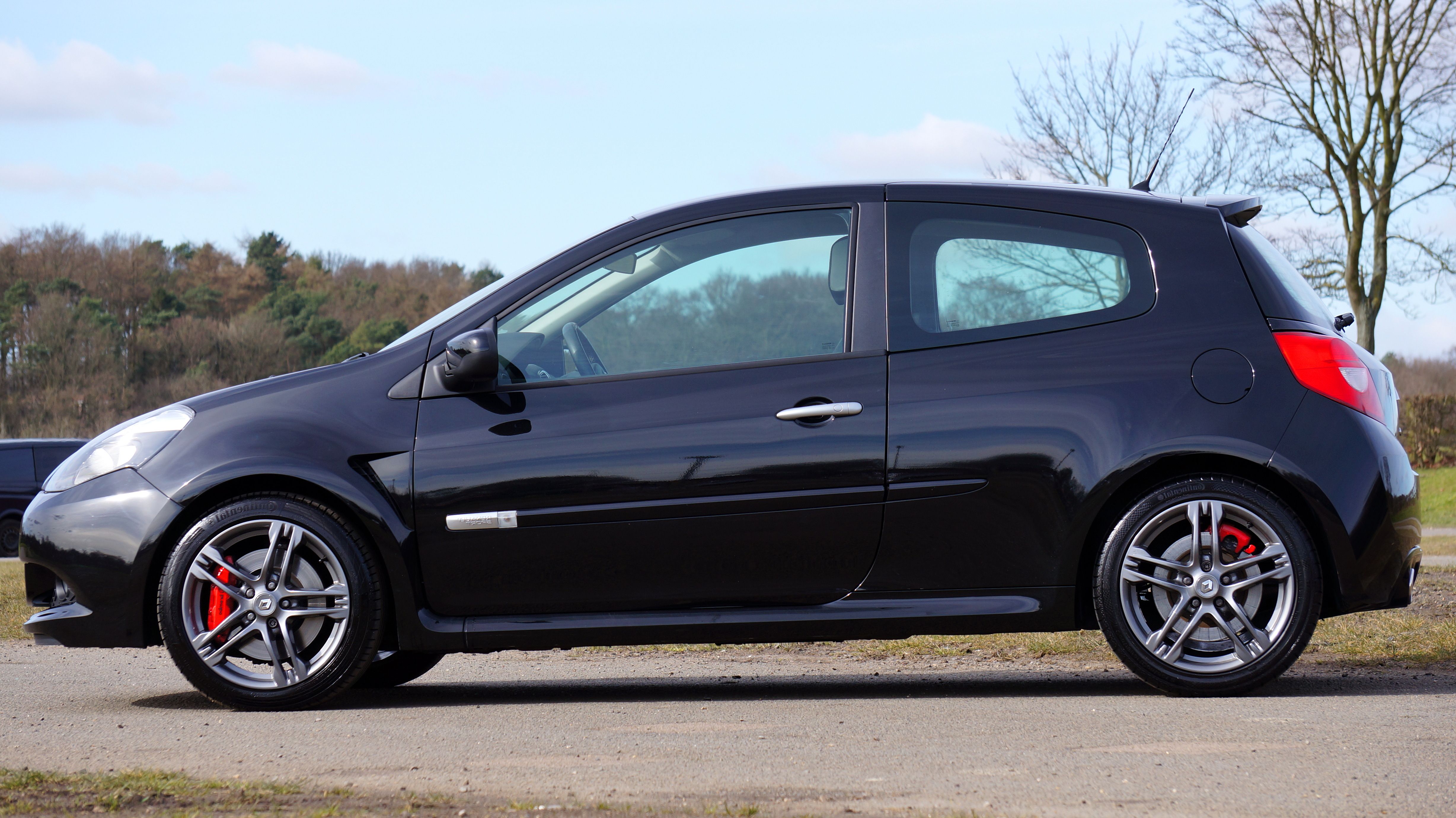 New car prices are near $50,000, but buying used isn’t always cheaper—here's why — Photo by Mike Bird on Pexels