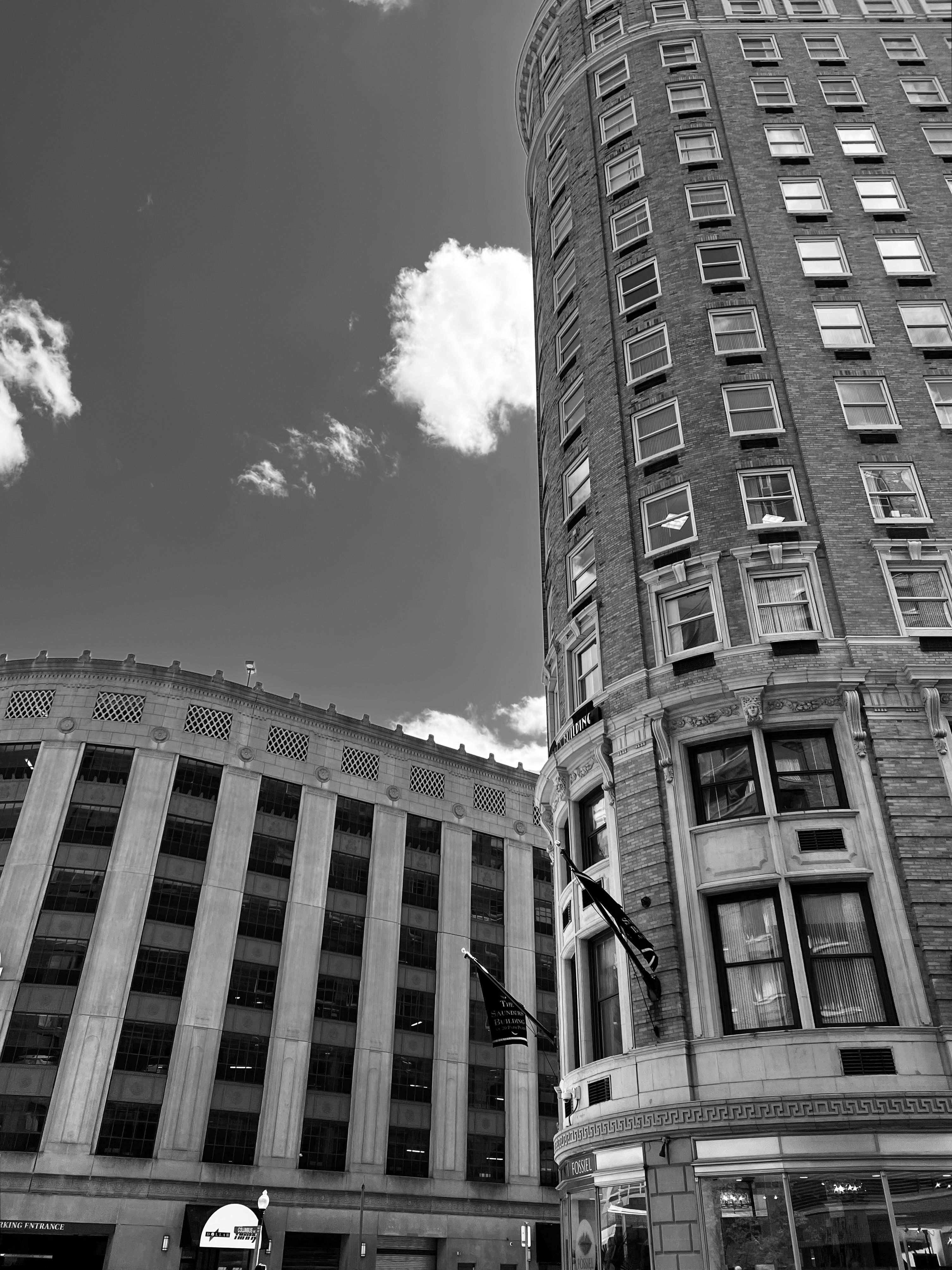 Low Angle Shot of a Skyscraper in City · Free Stock Photo