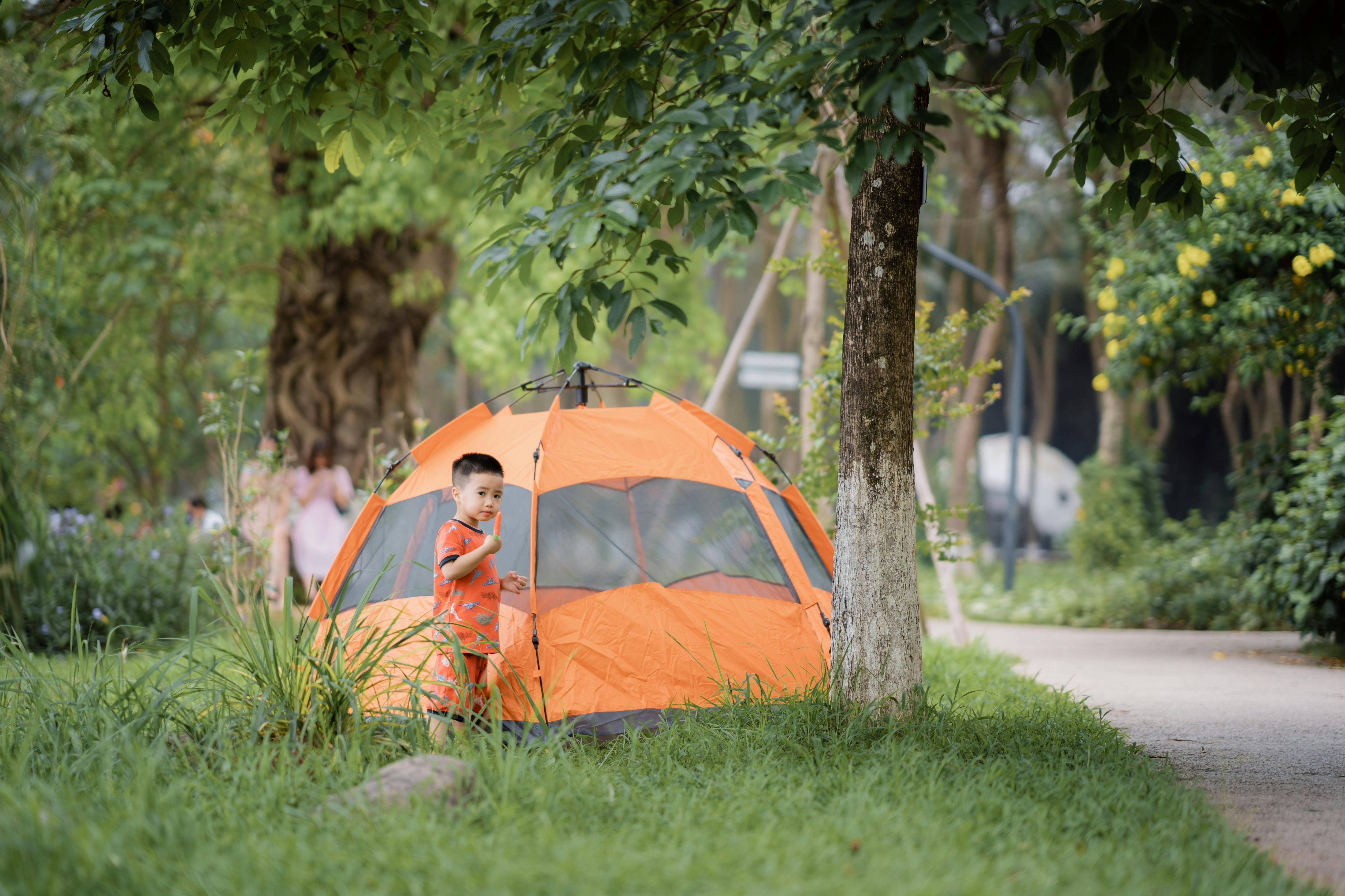 My kids hate summer camp and refuse to go. This summer, I'm not forcing them and instead saving money. — Photo by Tuấn Kiệt J