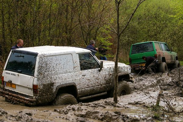 The Complete Overlanding Recovery Kit: What You Actually Need vs. What You Think You Need