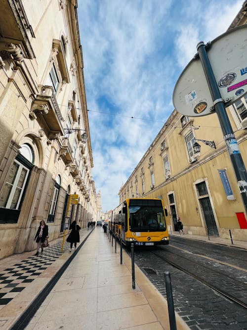 Free stock photo of blue and yellow, bus ride, city street