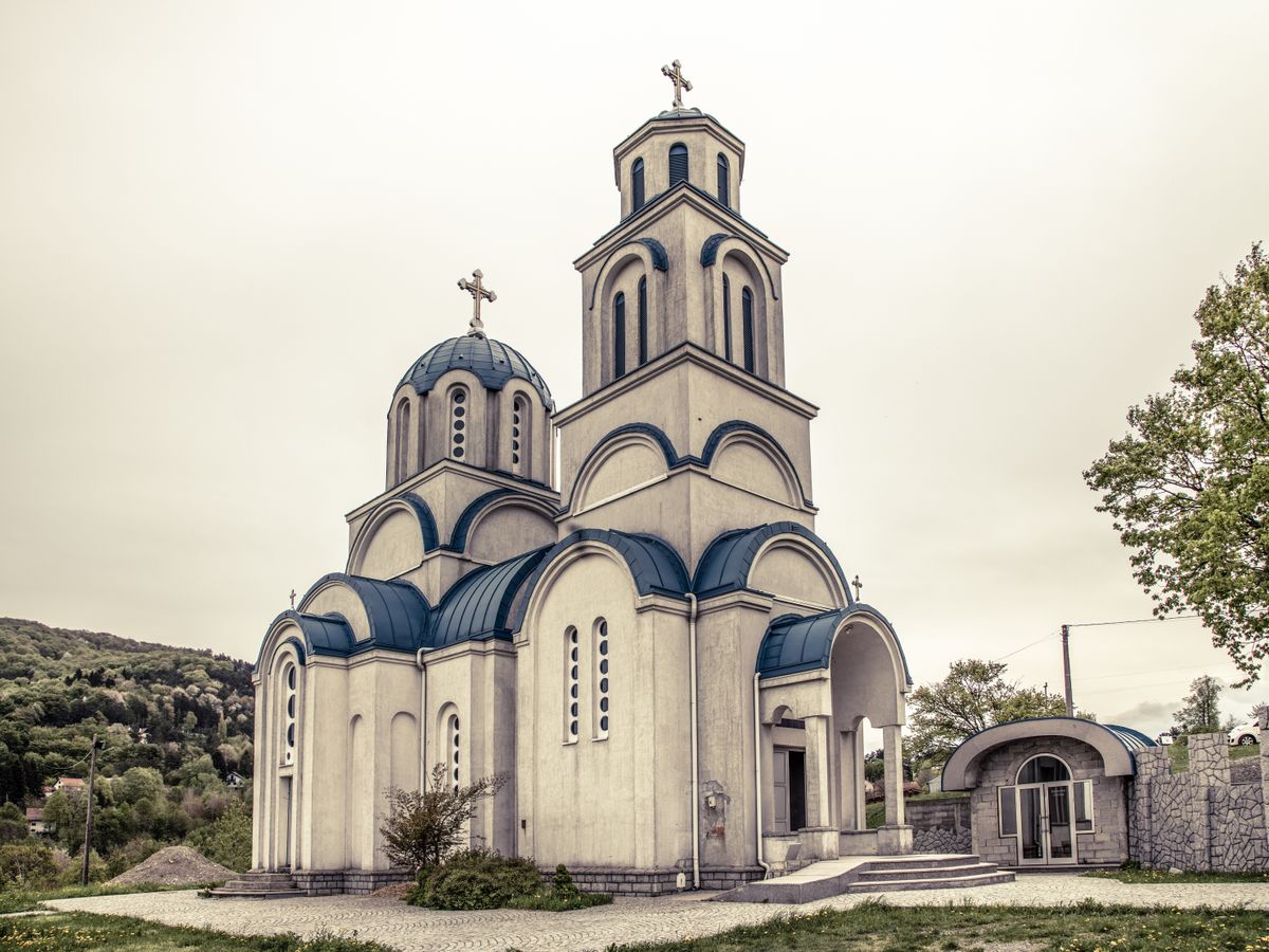 Biserică din Bački Sokolac, Serbia