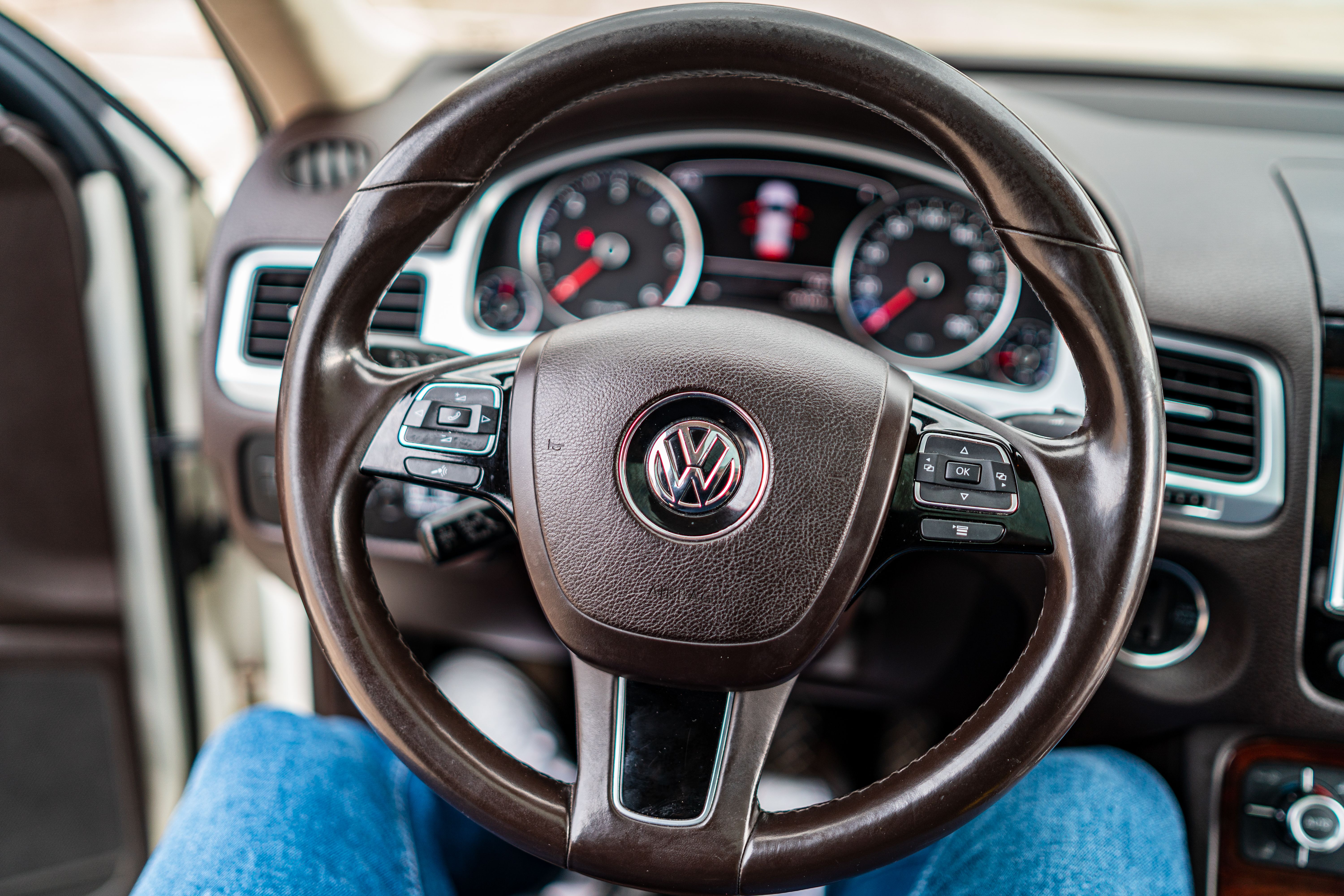 Safety Showdown: How Volkswagen’s Polo and ID.3 Stack Up on Crash Tech, Driver Aids, and Passenger Protection