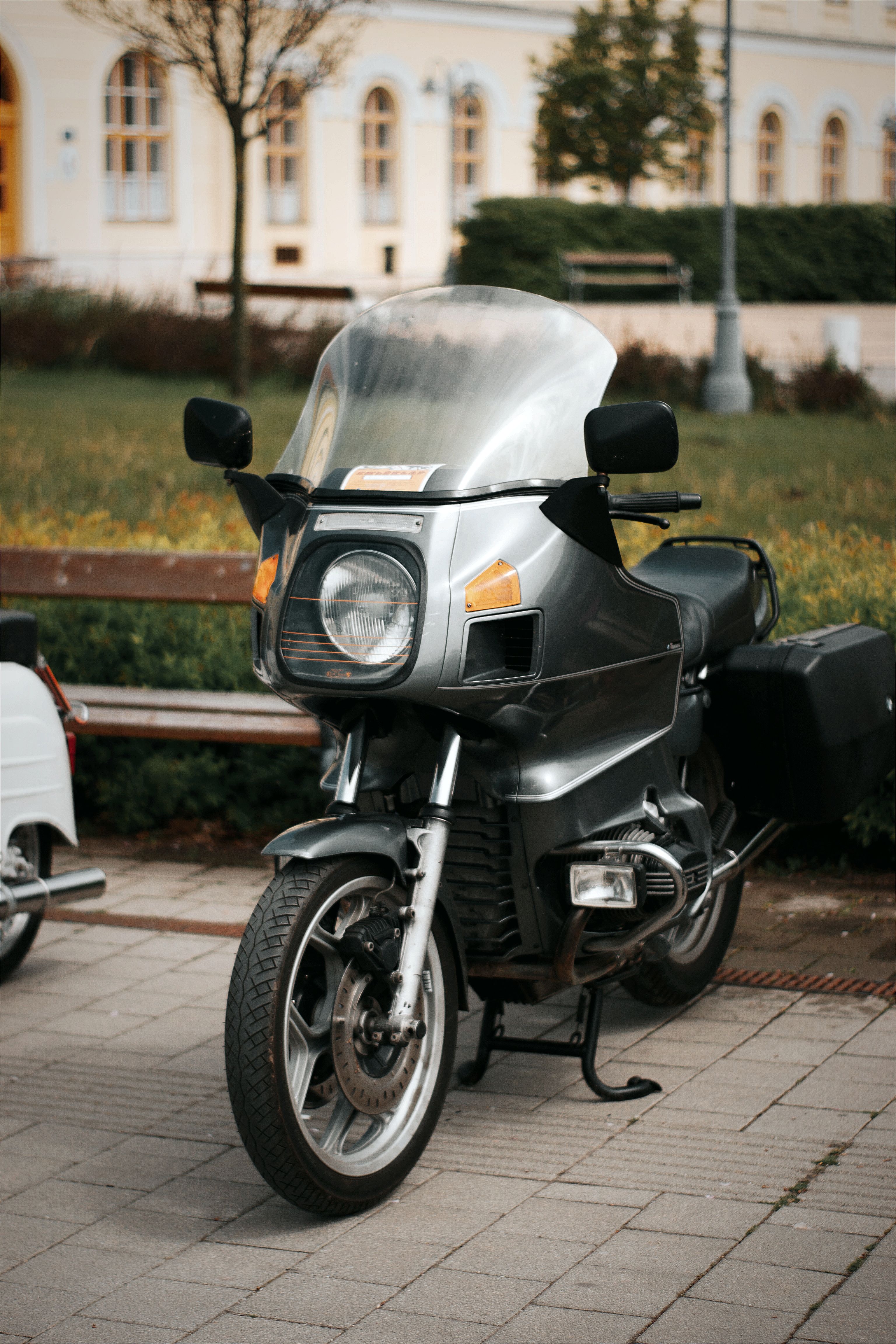 BMW R80 RT Motorbike · Free Stock Photo