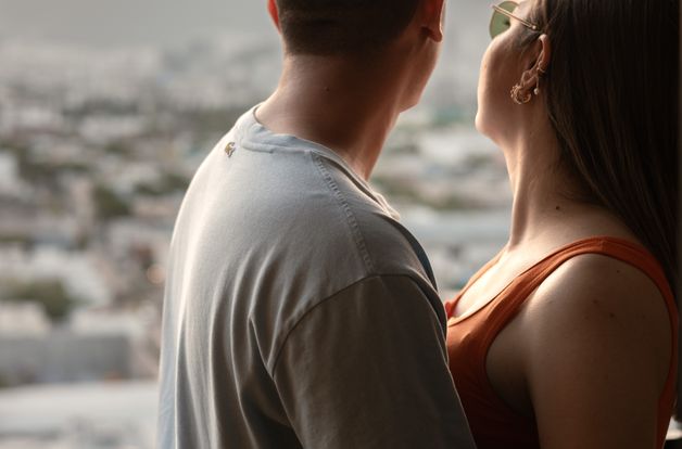 genitori single che usano app di incontri online per trovare l'amore
