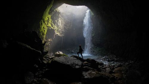 Free Discover the tranquil beauty of a hidden cave waterfall in Tequila, Mexico. Stock Photo