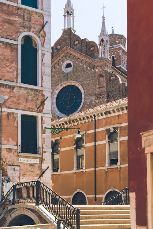 คลังภาพถ่ายฟรี ของ santa maria gloriosa dei frari, กลางวัน, กลางแจ้ง