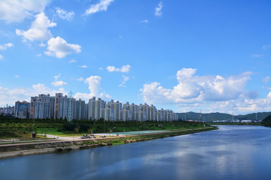 “춘천시 신축 아파트 실거래가 비교, 이렇게 하면 3천만 원은 우습게 아낍니다.”