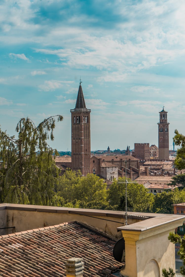 Basilica Of Saint Anastasia In Verona