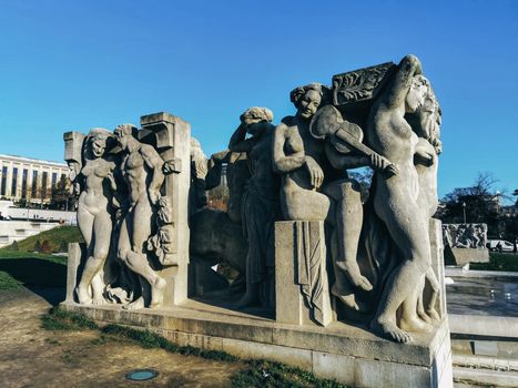 Monumental sculpture depicting human figures in Jardins du Trocadéro, Paris.