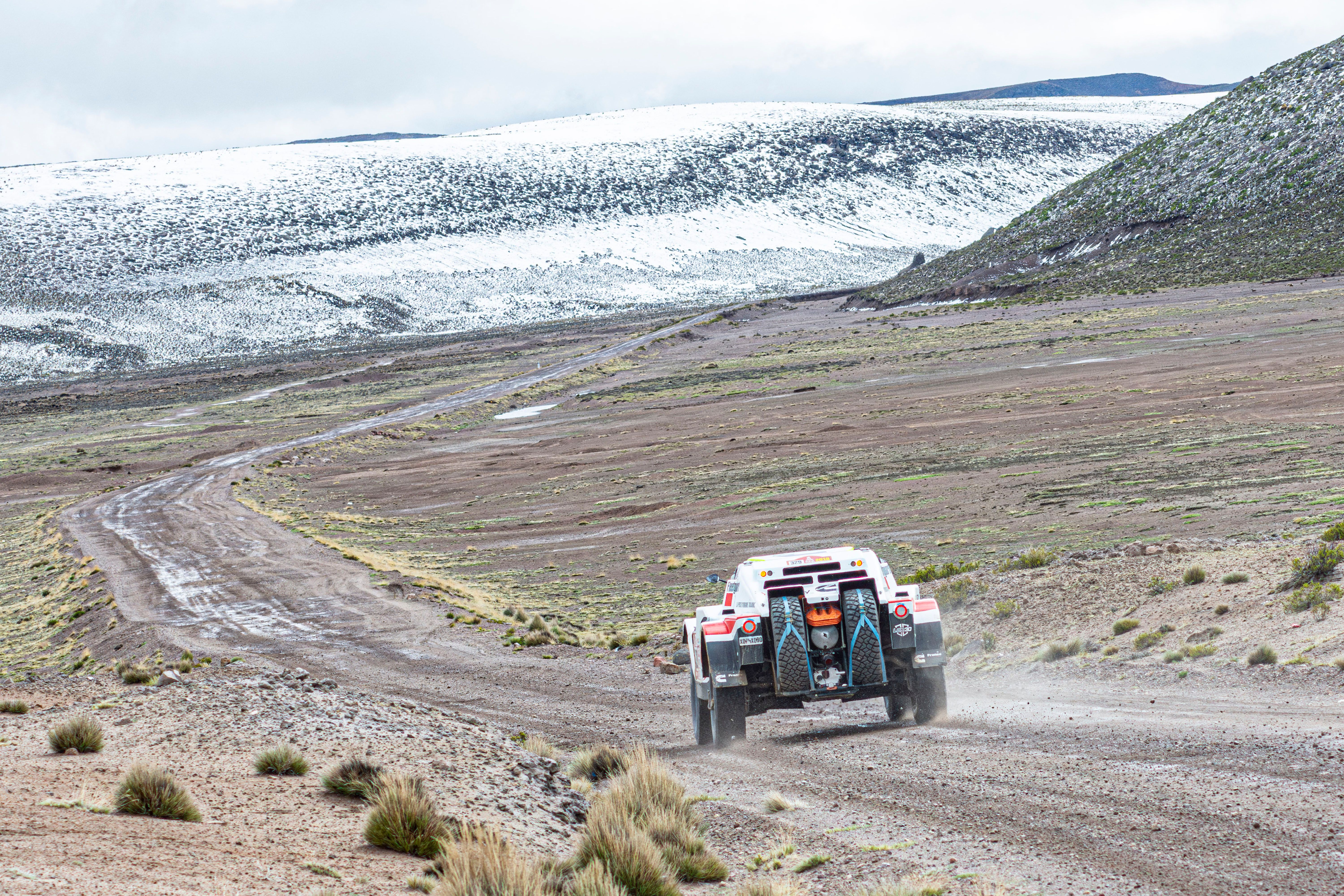 Mountain Minivan Rentals car rental in Arequipa
