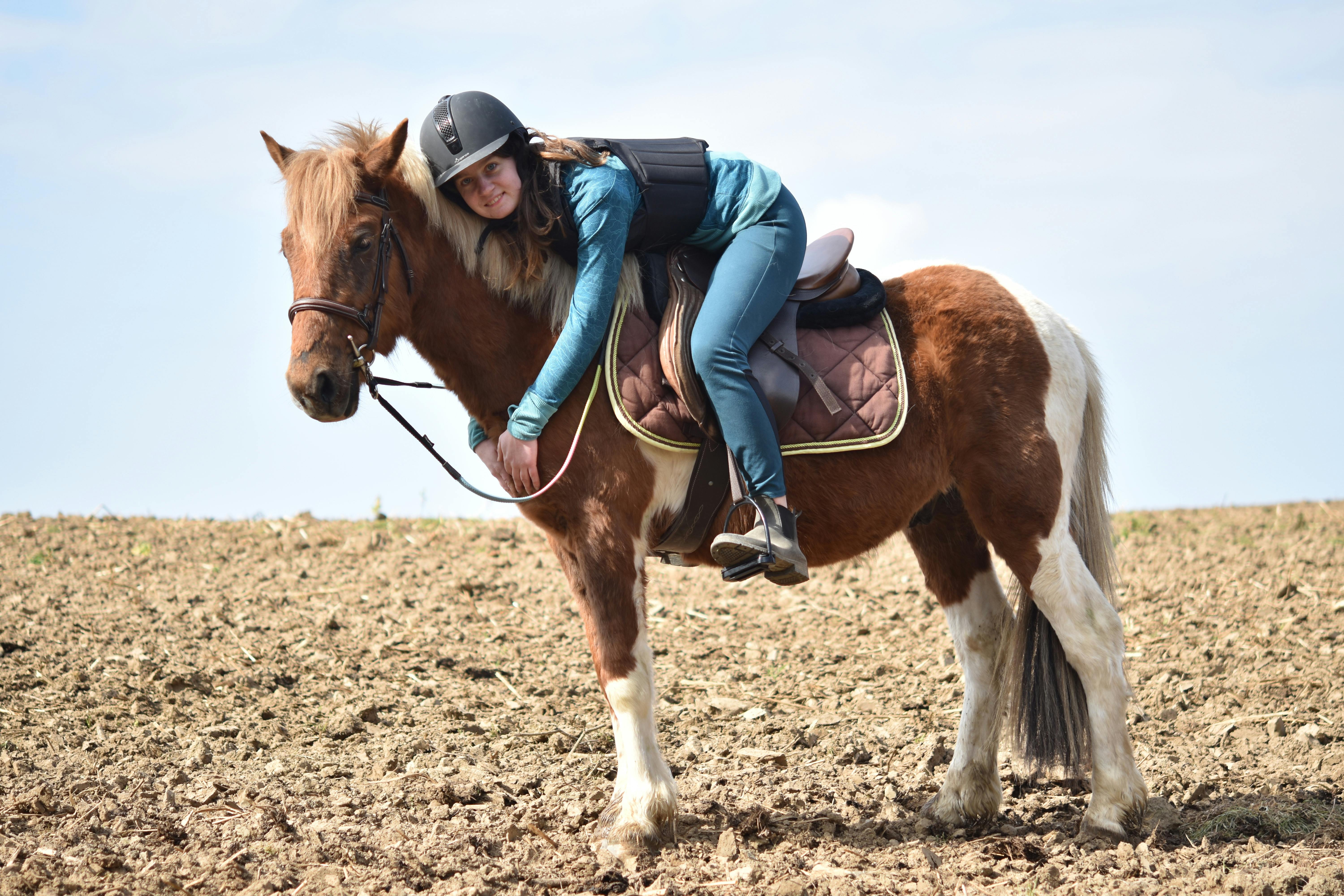 How to Measure for a Horse Riding Helmet: A Step-by-Step Guide ...