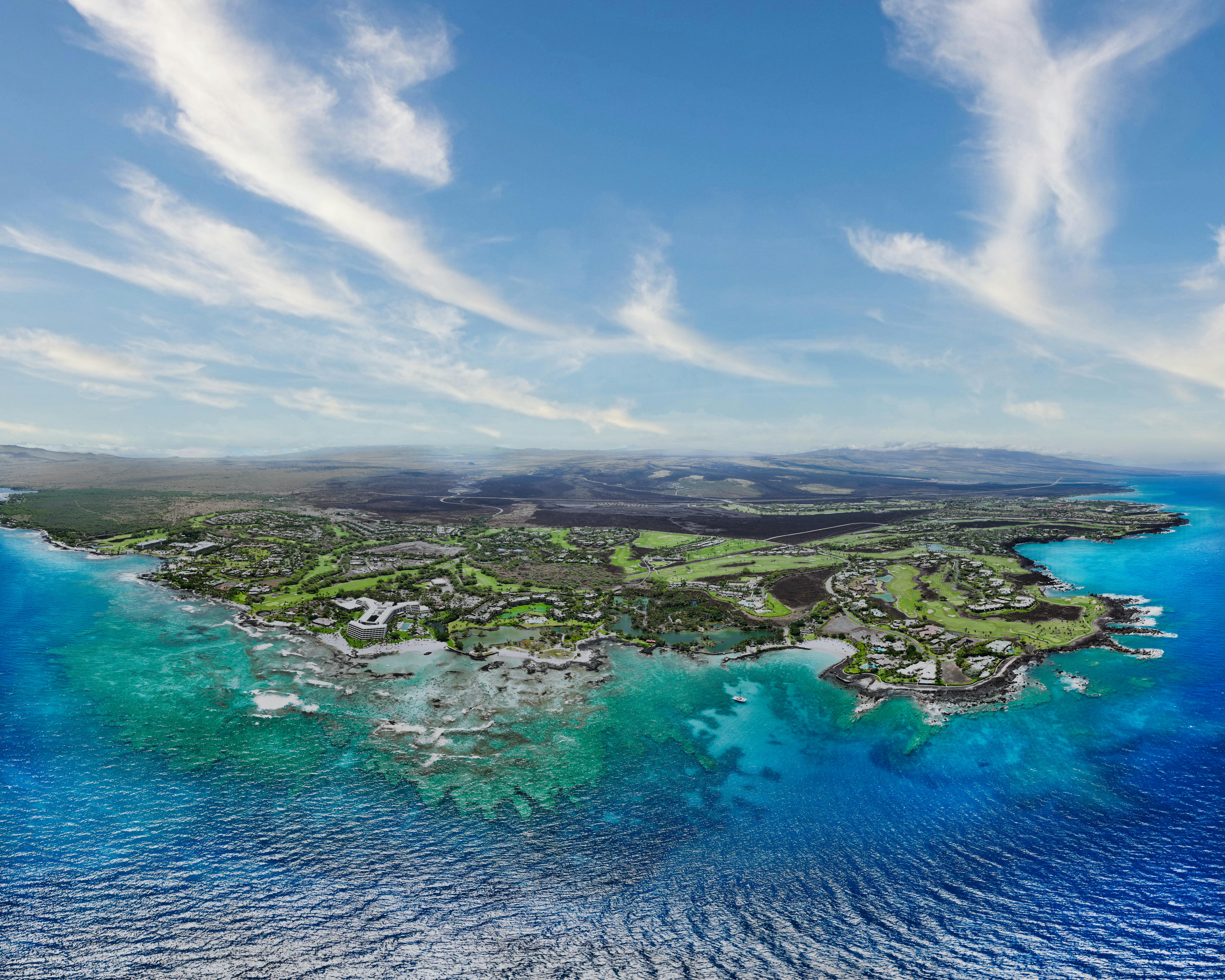 High Angle View of Sea and Hawaii Island · Free Stock Photo