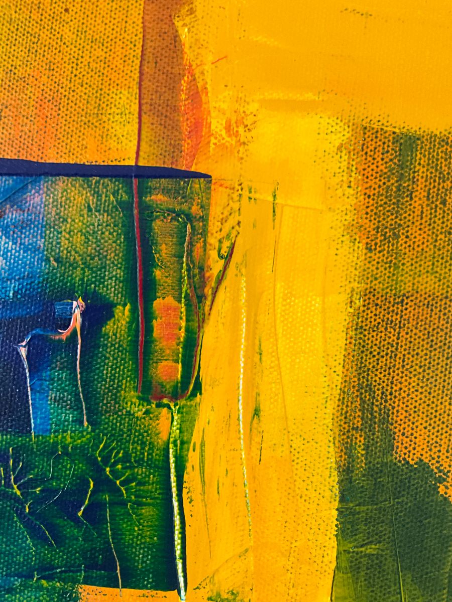 Green and yellow abstract oil painting on canvas — photo by Steve A Johnson on Pexels