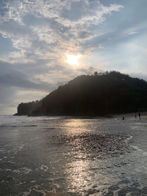 Gratis lagerfoto af på stranden, saltvand, twilight himmel