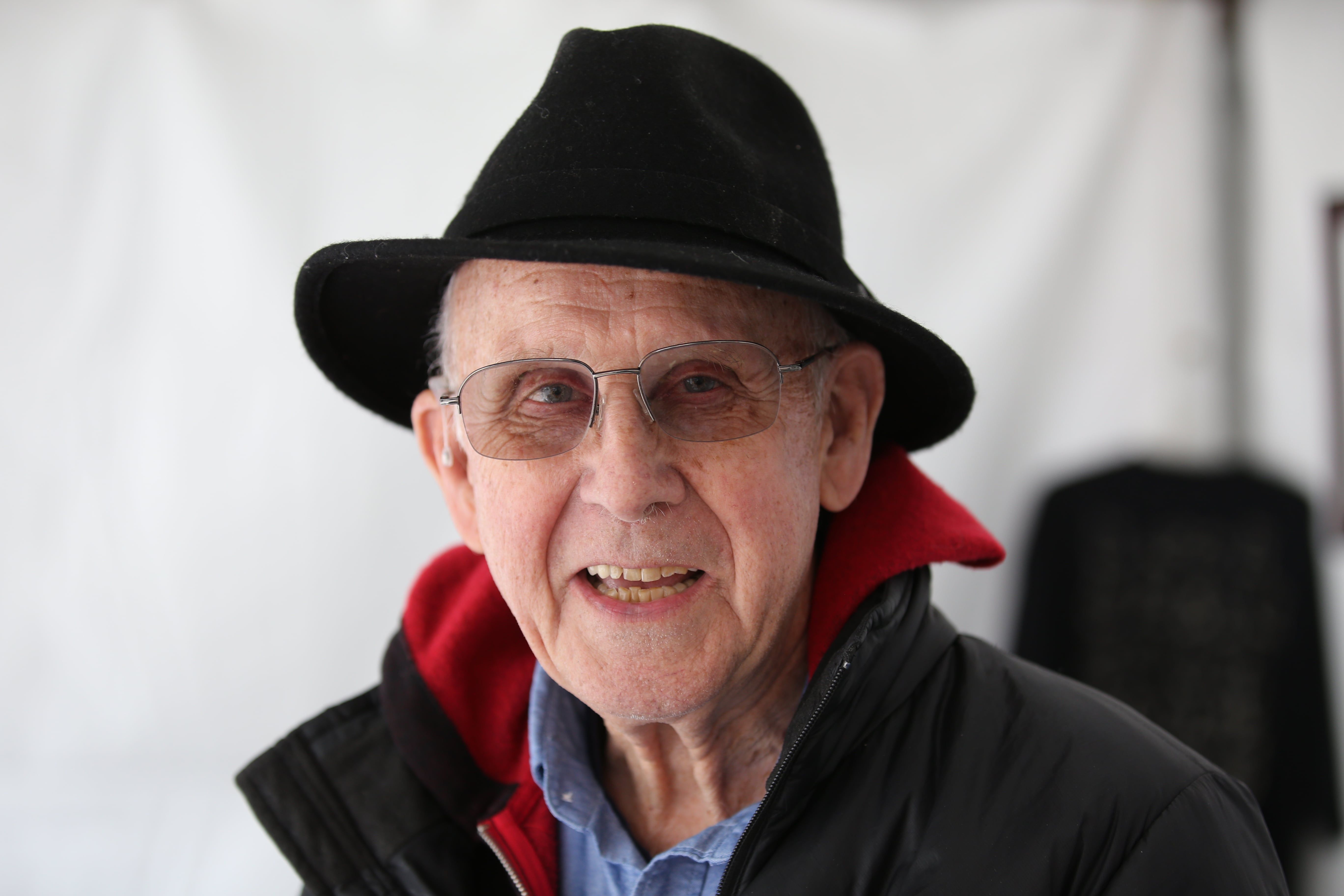 Noah Adams, Longtime Host of ‘All Things Considered,’ Has Died at 84