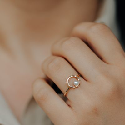 Gold Pearl Solitaire Ring