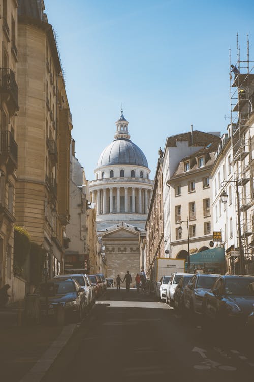 Photo of the Pantheon in Paris, France