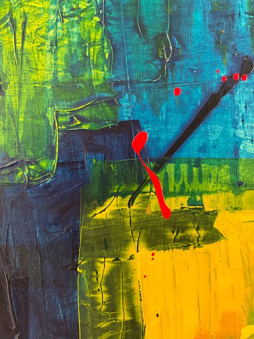 Free Colorful abstract painting featuring bold strokes and vibrant acrylic textures. Stock Photo