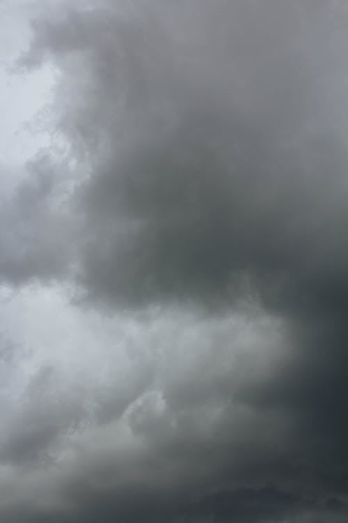 Kostenloses Stock Foto zu bedeckt, dramatischer himmel, dunkle wolken