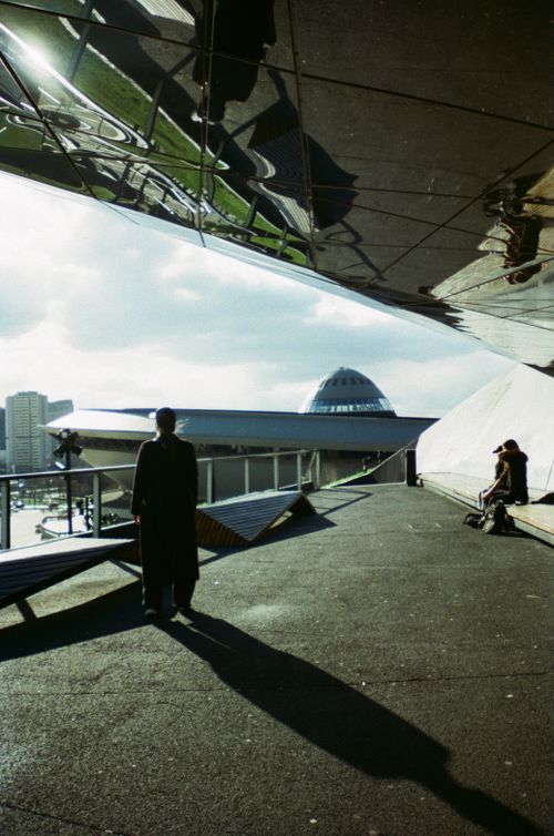 Free Contemporary architectural scene with reflections in Katowice's urban setting. Stock Photo