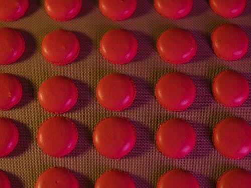 Red Macarons Cookies