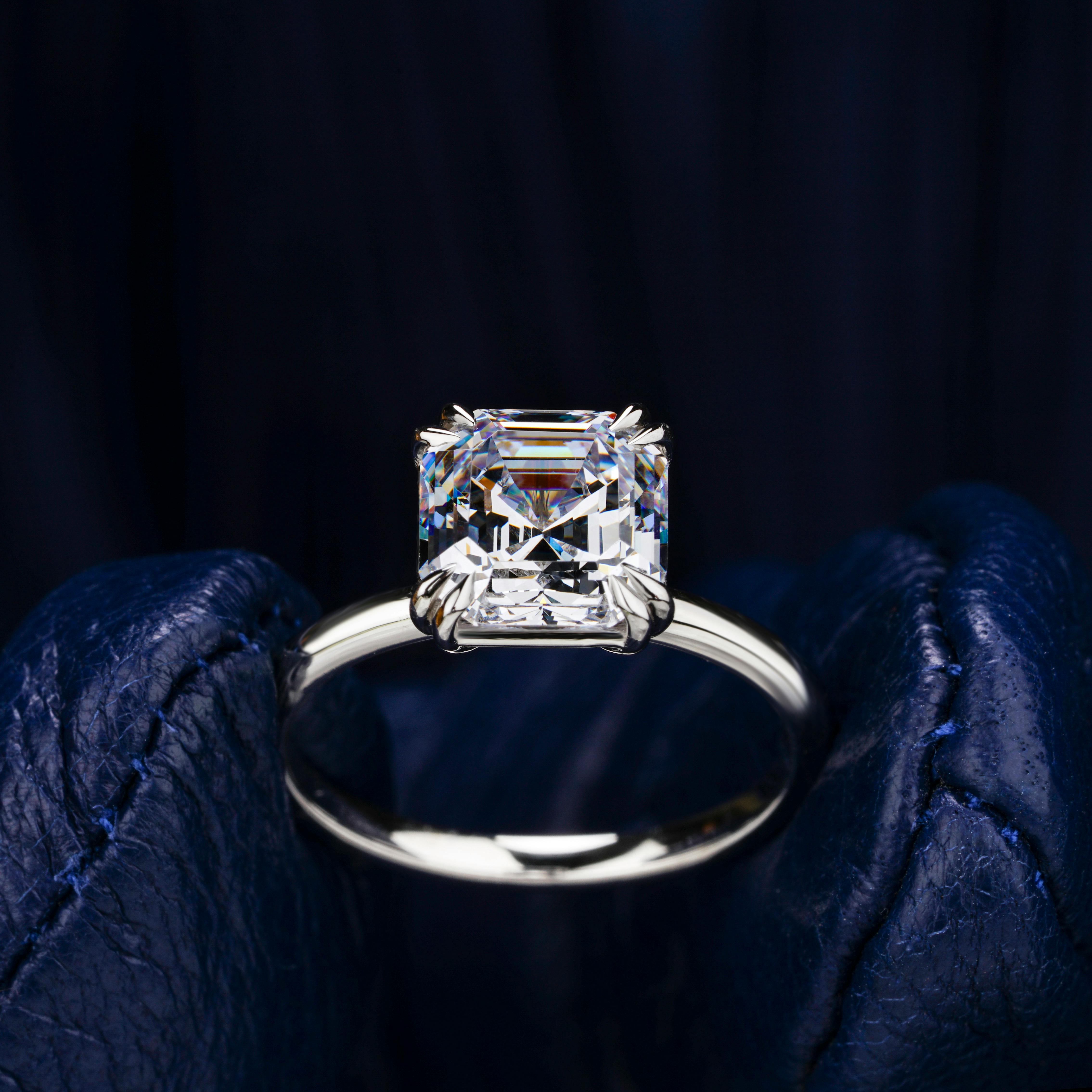 Guide to Choosing the Best Asscher Cut Diamond