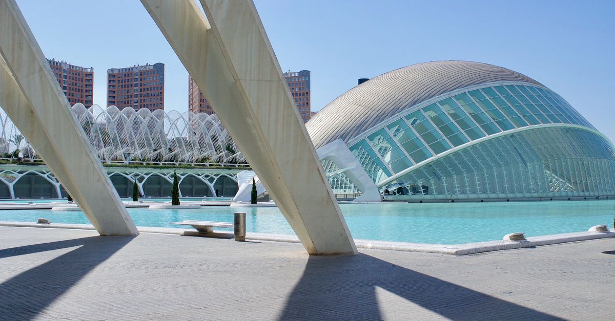 Explore the iconic City of Arts and Sciences in Valencia, showcasing stunning modern architecture and blue skies.