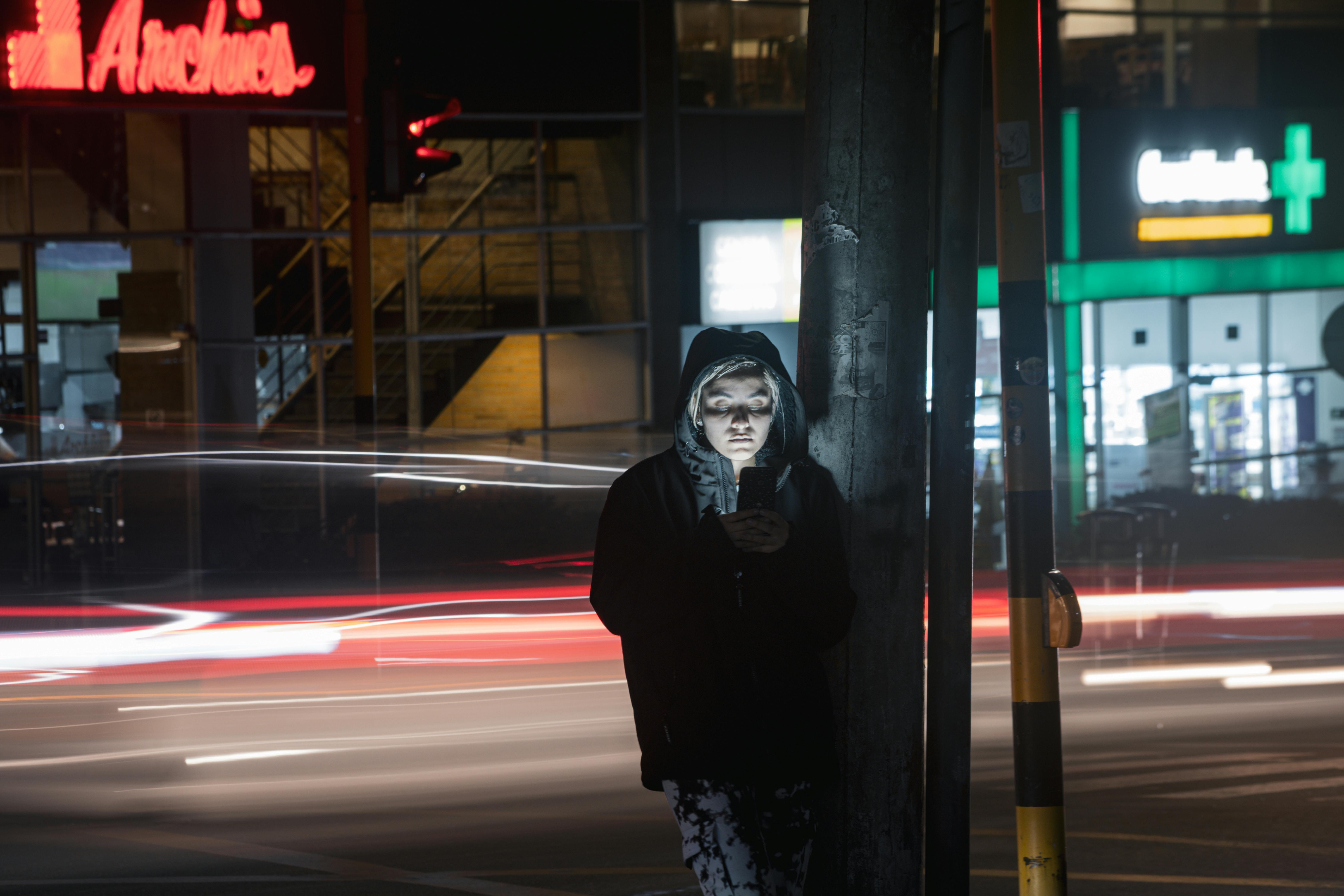 Pertarungan Chipset 2025 Snapdragon vs MediaTek Siapa Paling Unggul