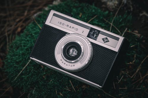 Kostnadsfri bild av analog, gammaldags, kamera