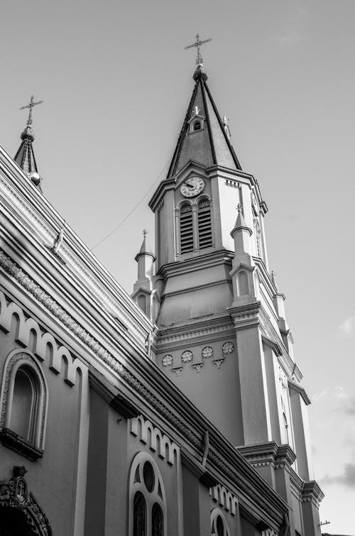 Black and White Photo of a Church Building 
