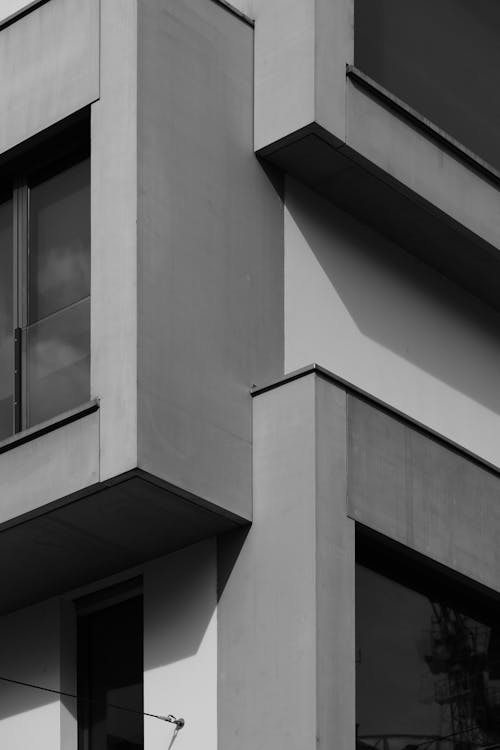 Foto d'estoc gratuïta de arquitectura moderna, barris residencials, blanc i negre