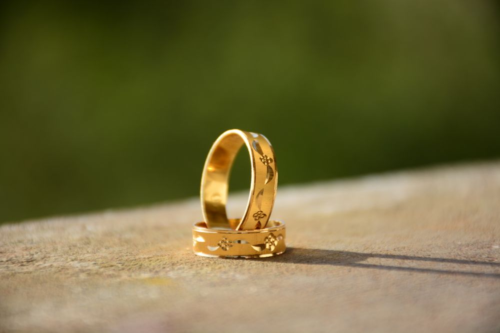 Bands & engagement at RNs Jewelry and Electronics