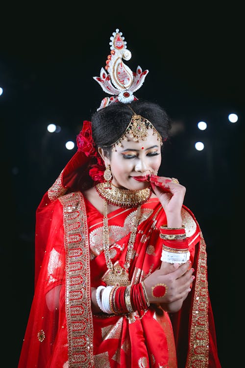 傳統, 印度婚禮服裝, 垂直拍攝 的 免費圖庫相片